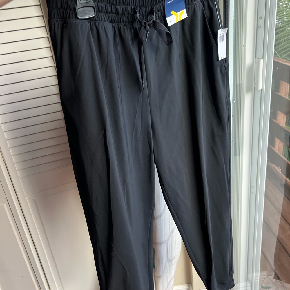 Old Navy High Rise Black Joggers